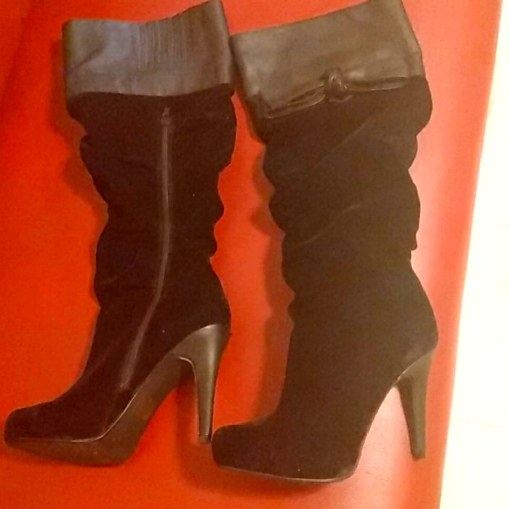 Thigh boots